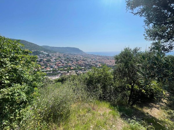 casa indipendente in vendita a Pietra Ligure