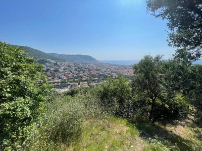 casa indipendente in vendita a Pietra Ligure