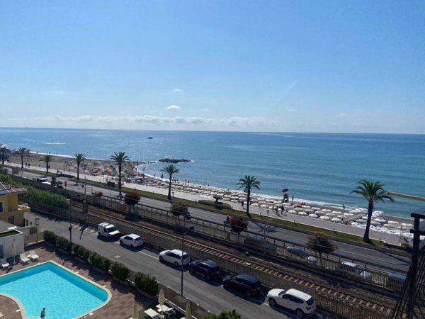 appartamento in vendita a Pietra Ligure