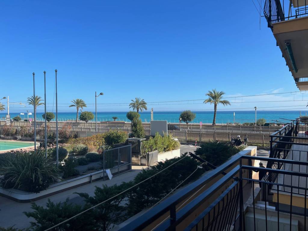 appartamento in vendita a Pietra Ligure
