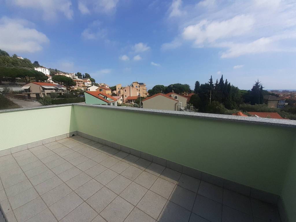 appartamento in vendita a Pietra Ligure