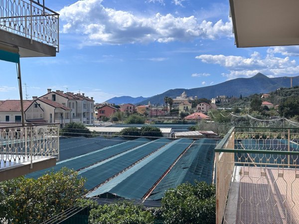 appartamento in vendita a Pietra Ligure