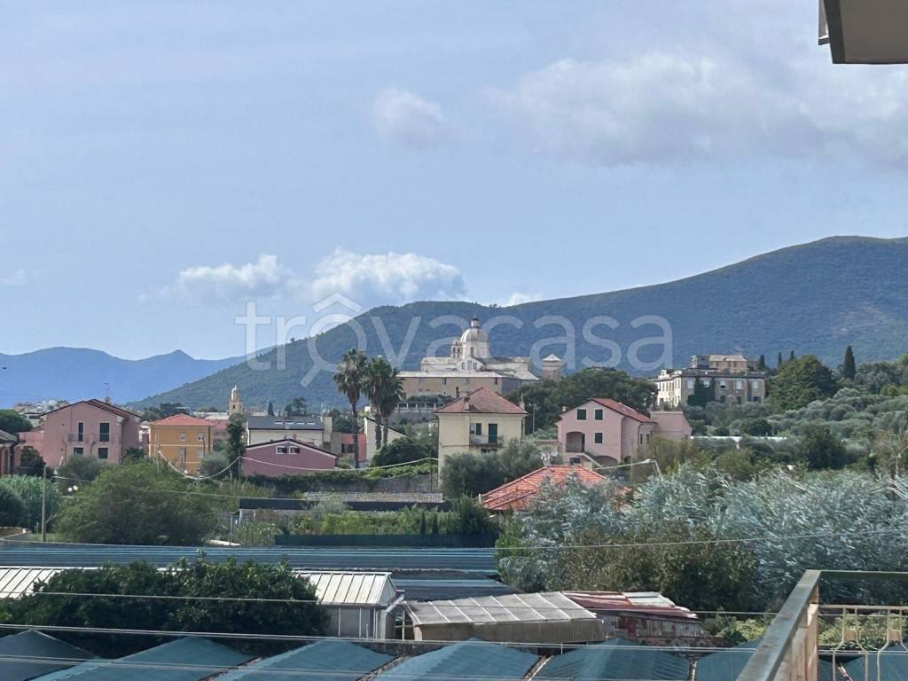 appartamento in vendita a Pietra Ligure