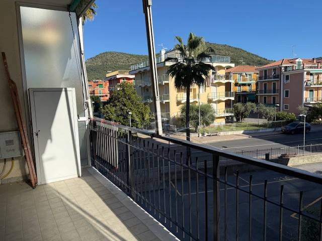 appartamento in vendita a Pietra Ligure