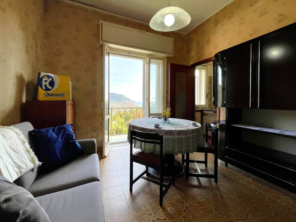 appartamento in vendita a Pietra Ligure