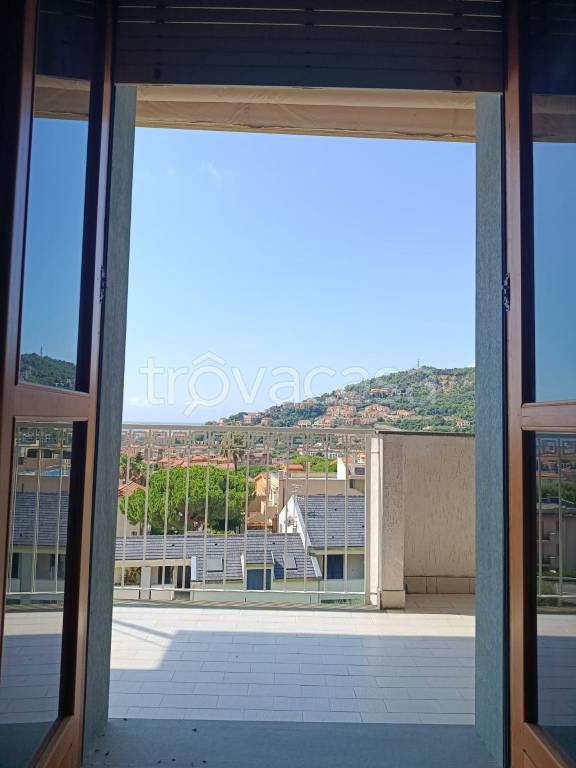 appartamento in vendita a Pietra Ligure