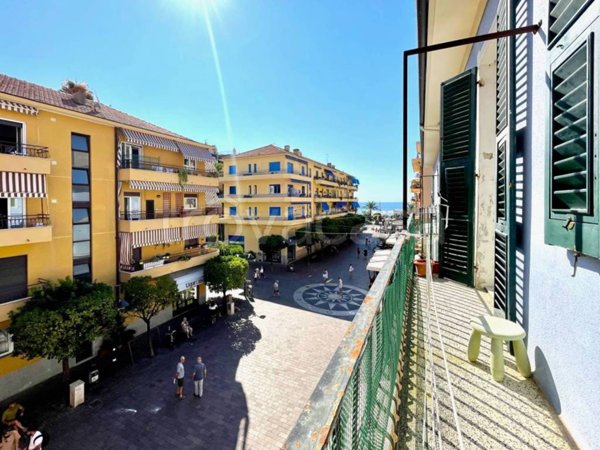 appartamento in vendita a Pietra Ligure