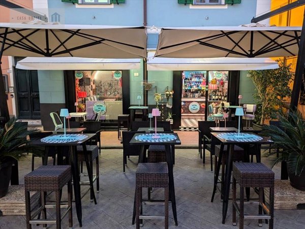 negozio in vendita a Pietra Ligure