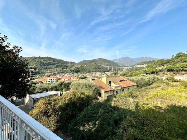 appartamento in vendita a Pietra Ligure