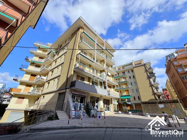 appartamento in vendita a Pietra Ligure