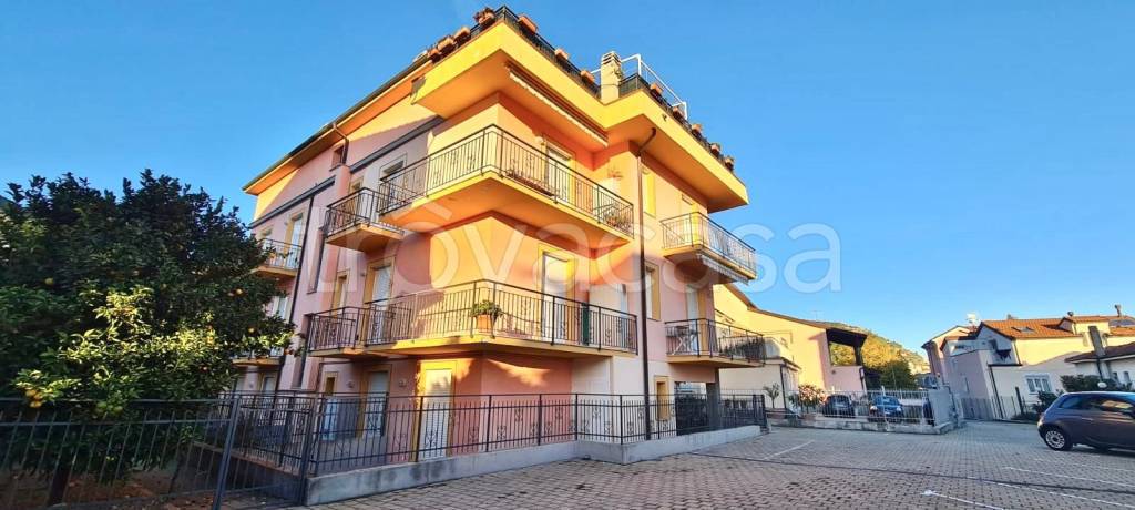 appartamento in vendita a Pietra Ligure