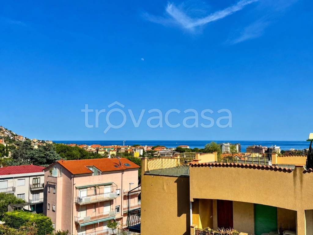 appartamento in vendita a Pietra Ligure