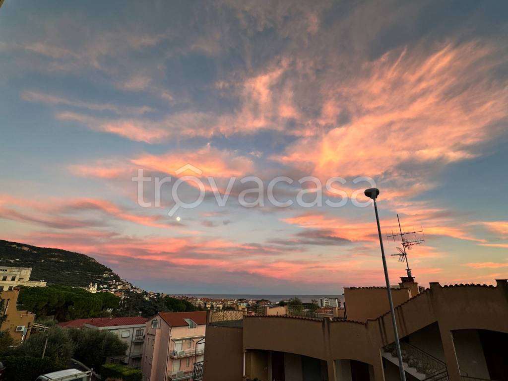 appartamento in vendita a Pietra Ligure