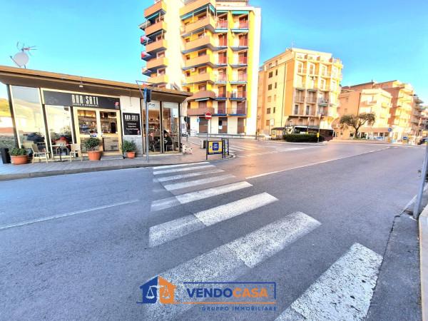 negozio in vendita a Pietra Ligure