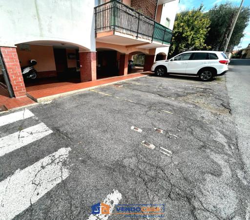 negozio in vendita a Pietra Ligure