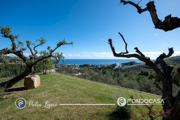 casa indipendente in vendita a Pietra Ligure in zona Ranzi