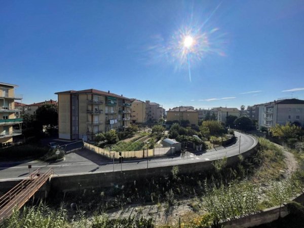 appartamento in vendita a Pietra Ligure