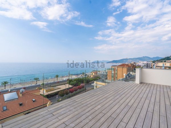 appartamento in vendita a Pietra Ligure
