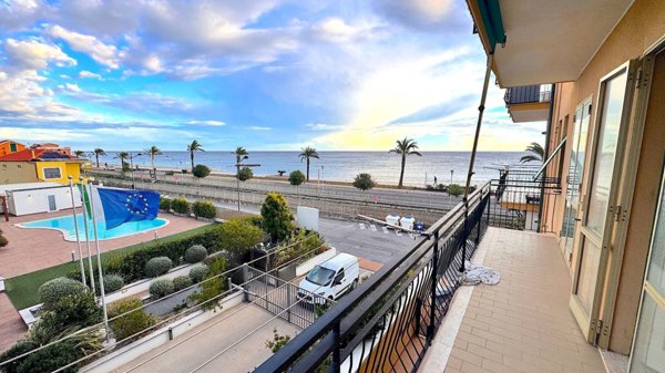appartamento in vendita a Pietra Ligure