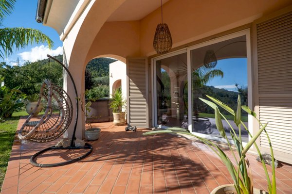 casa indipendente in vendita a Pietra Ligure