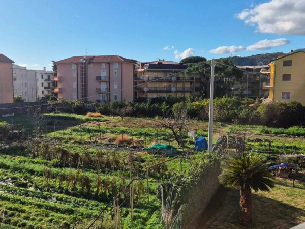appartamento in vendita a Pietra Ligure