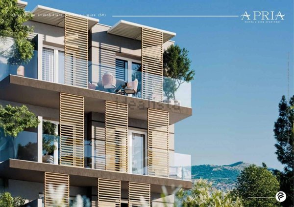 appartamento in vendita a Pietra Ligure in zona Santa Corona
