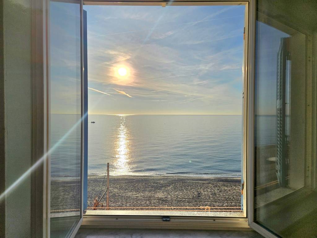 appartamento in vendita a Pietra Ligure