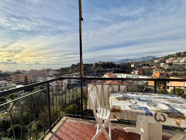 appartamento in vendita a Pietra Ligure