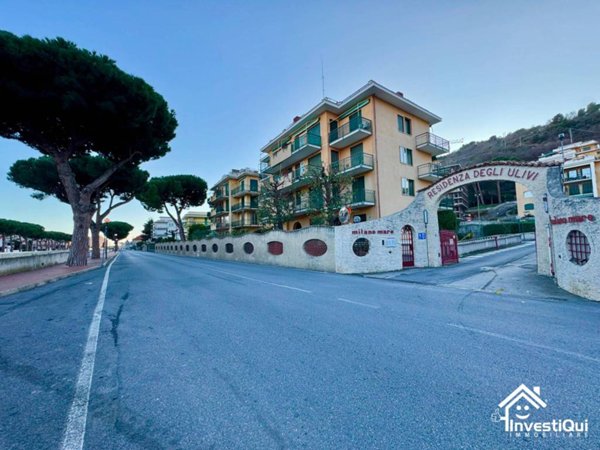 casa indipendente in vendita a Pietra Ligure