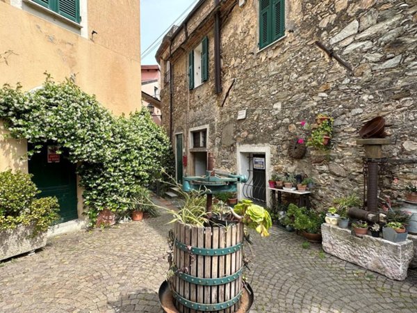 appartamento in vendita a Pietra Ligure in zona Ranzi