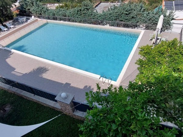 casa indipendente in vendita a Pietra Ligure