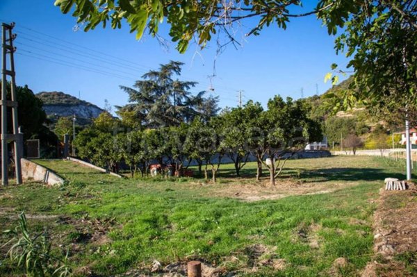 terreno agricolo in vendita a Pietra Ligure