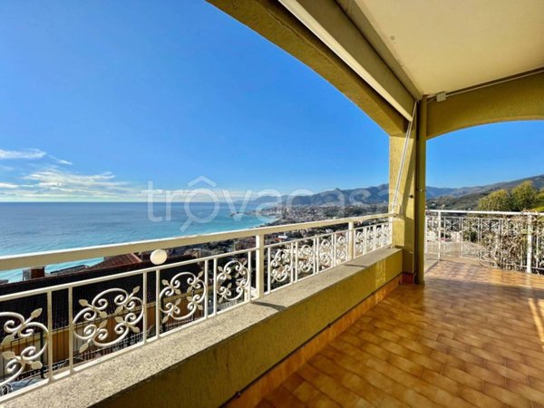 appartamento in vendita a Pietra Ligure