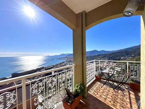 appartamento in vendita a Pietra Ligure