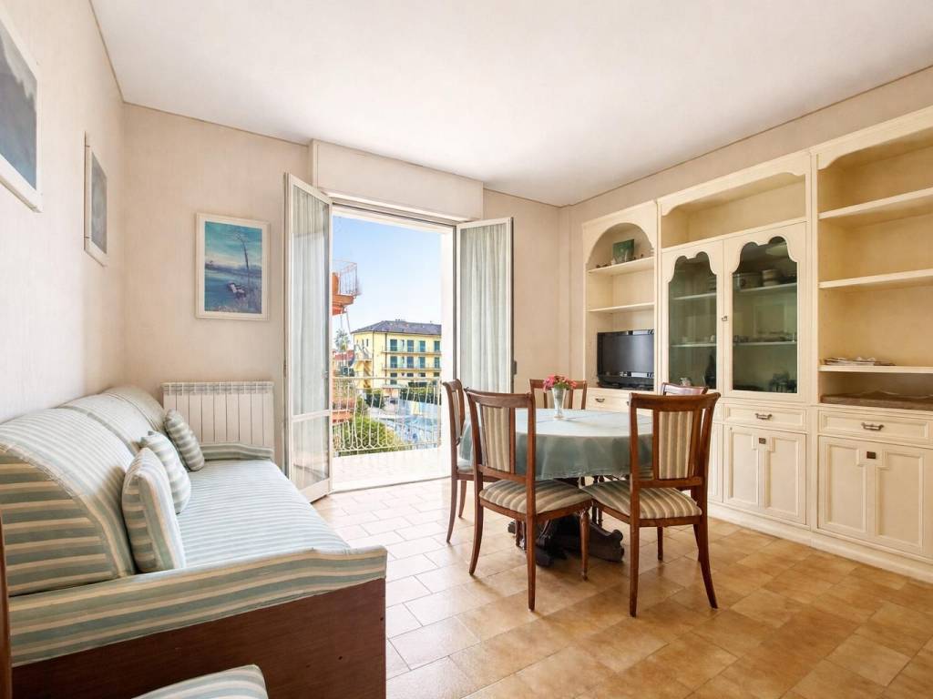 appartamento in vendita a Pietra Ligure in zona Santa Corona