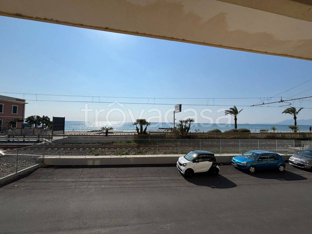 appartamento in vendita a Pietra Ligure