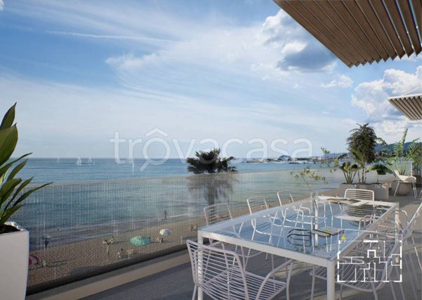 appartamento in vendita a Pietra Ligure in zona Santa Corona