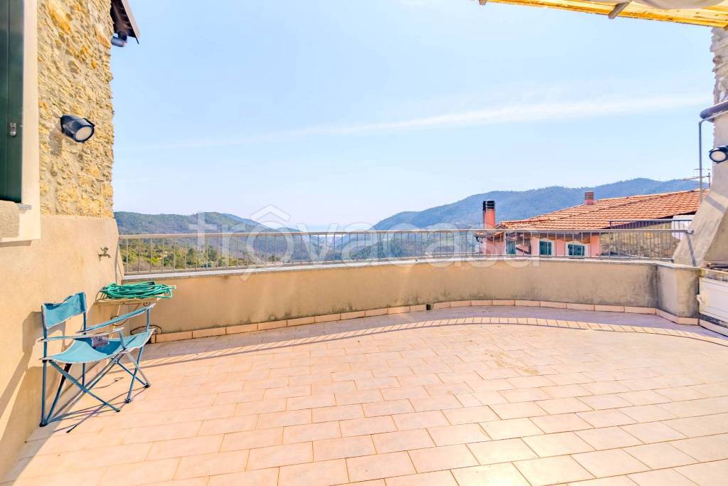 appartamento in vendita a Pietra Ligure