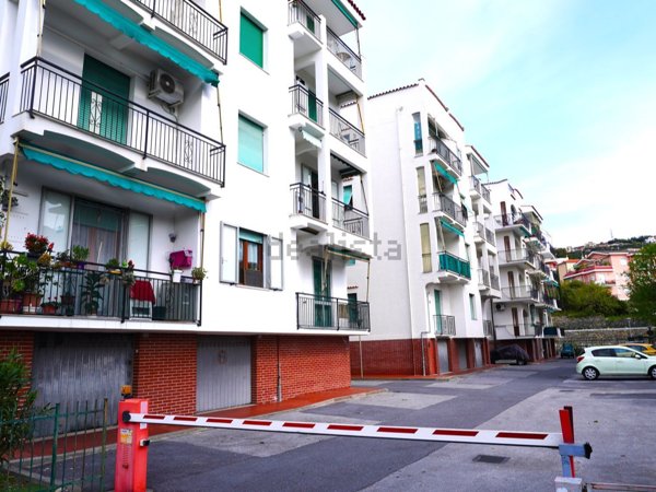 appartamento in vendita a Pietra Ligure