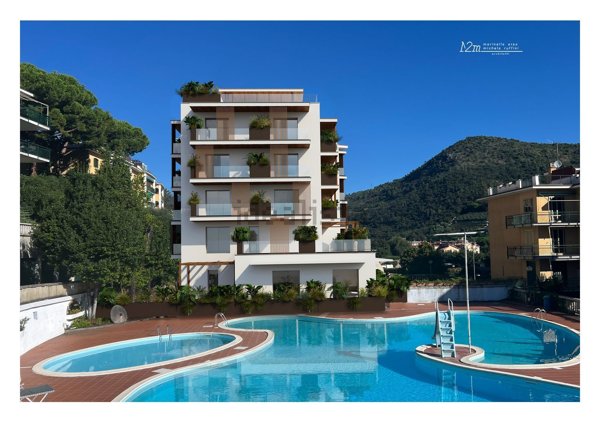 appartamento in vendita a Pietra Ligure