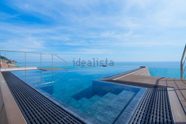 appartamento in vendita a Pietra Ligure