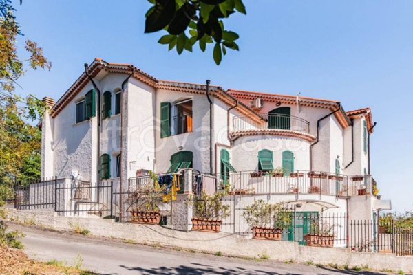 appartamento in vendita a Pietra Ligure