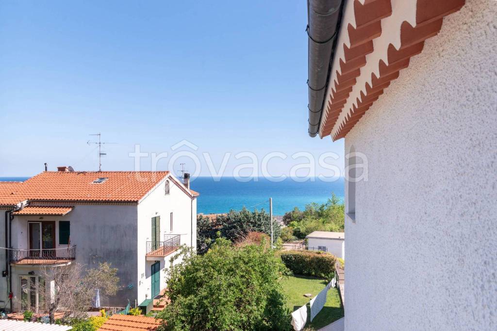 appartamento in vendita a Pietra Ligure in zona Santa Corona