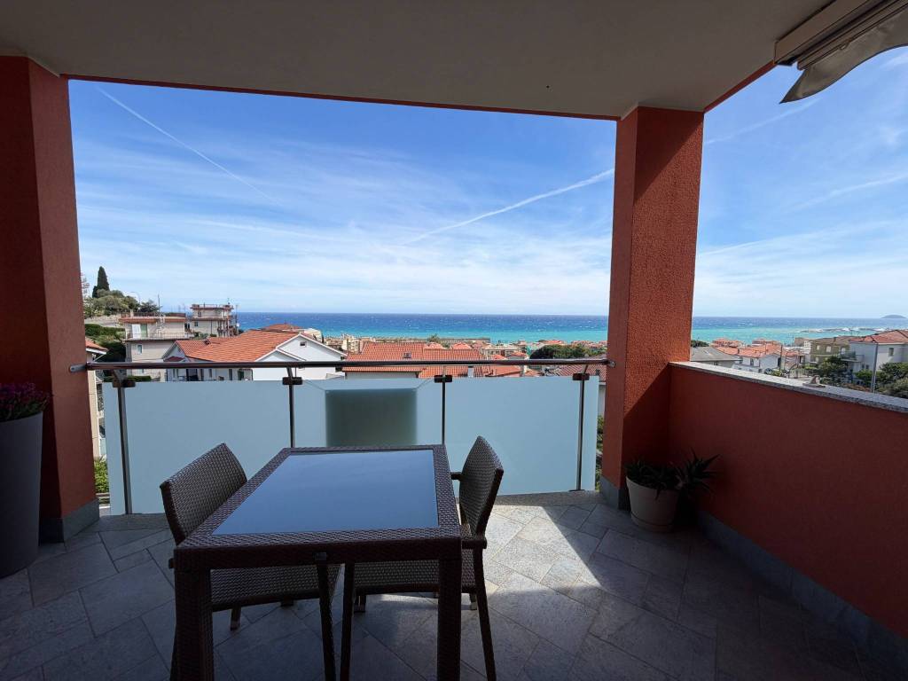 appartamento in vendita a Pietra Ligure