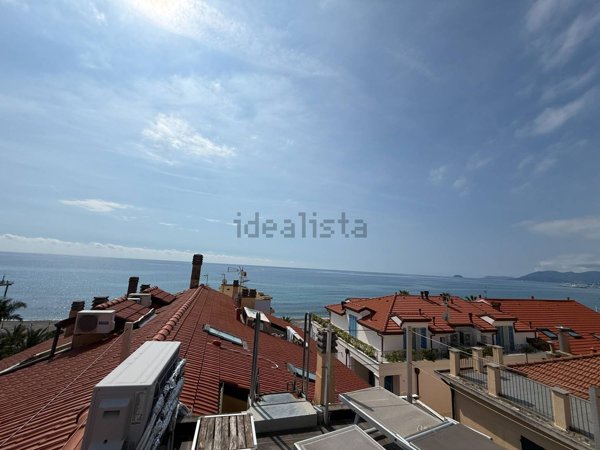 appartamento in vendita a Pietra Ligure