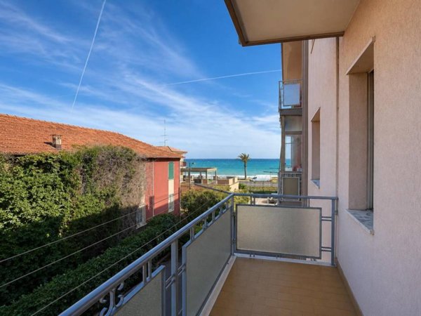 appartamento in vendita a Pietra Ligure