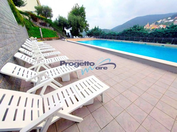 casa indipendente in vendita a Pietra Ligure