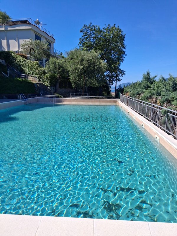 casa indipendente in vendita a Pietra Ligure