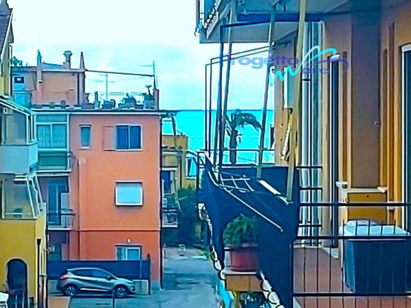 appartamento in vendita a Pietra Ligure in zona Santa Corona