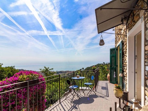 appartamento in vendita a Pietra Ligure in zona Ranzi